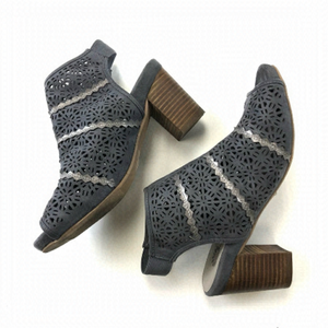 Yellowbox grey perforated stacked heel sandal Size 8